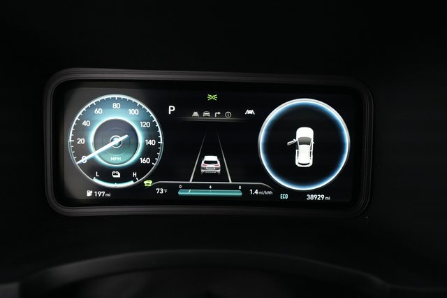 2022 Hyundai Kona — photo 5 of 25