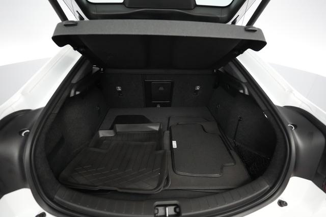 2022 Polestar 2 — photo 6 of 22