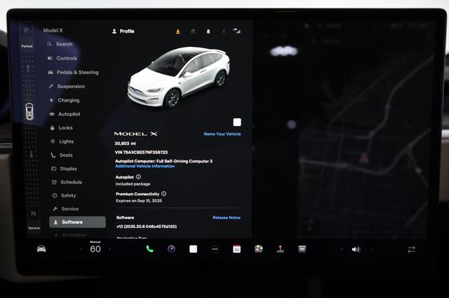 2022 Tesla Model X — photo 5 of 22