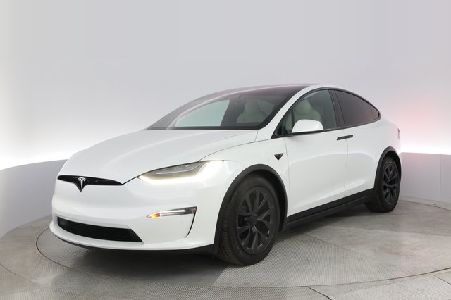 2022 Tesla Model X — VIN 7SAXCBE57NF356723
