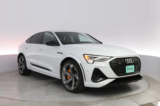 2022 Audi e-tron S Sportback — photo 10 of 29