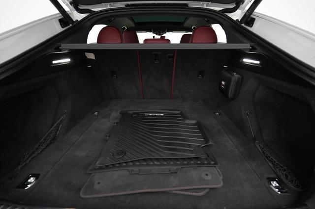 2022 Audi e-tron S Sportback — photo 6 of 29