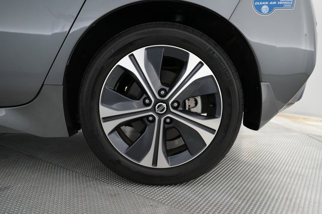 2020 Nissan LEAF — photo 16 of 20
