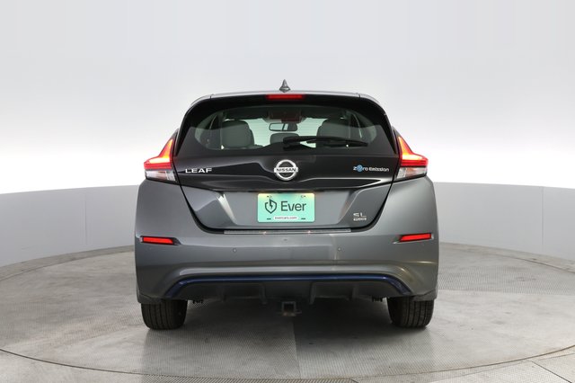 2020 Nissan LEAF — photo 12 of 20