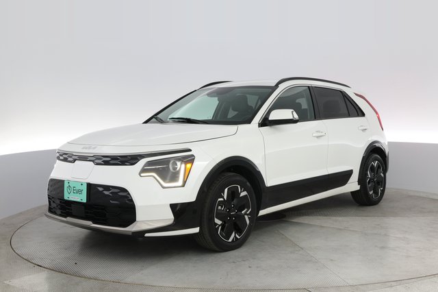 2023 Kia Niro EV — VIN KNDCR3L14P5040975