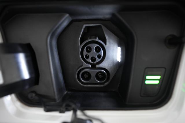2023 Kia Niro EV — photo 8 of 22