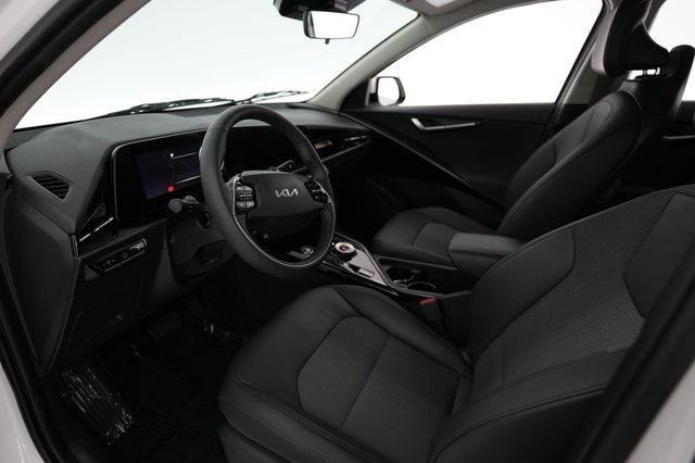 2023 Kia Niro EV — photo 3 of 22