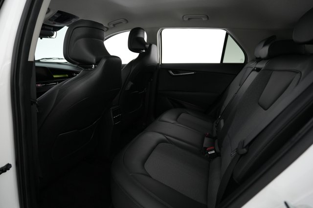2023 Kia Niro EV — photo 18 of 22