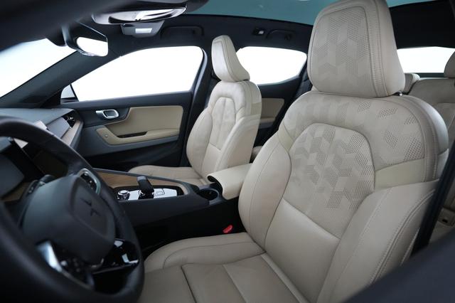 2022 Polestar 2 — photo 3 of 25