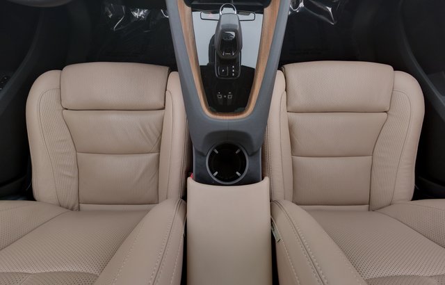 2022 Polestar 2 — photo 21 of 25