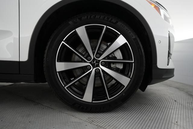 2022 Polestar 2 — photo 7 of 25