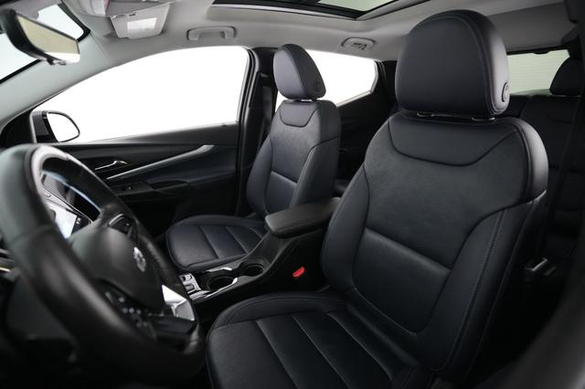 2022 Chevrolet Bolt EUV — photo 3 of 20