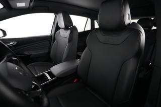 2023 Volkswagen ID.4 — photo 3 of 21