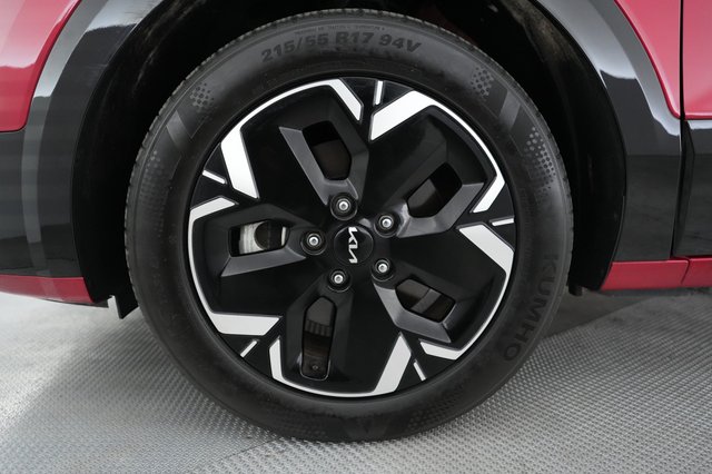 2024 Kia Niro EV — photo 15 of 21