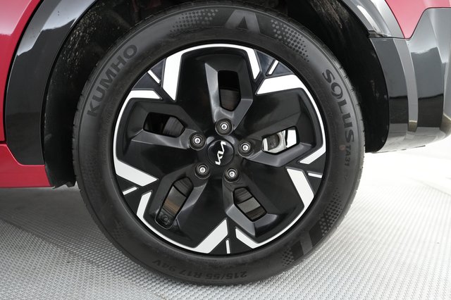 2024 Kia Niro EV — photo 16 of 21