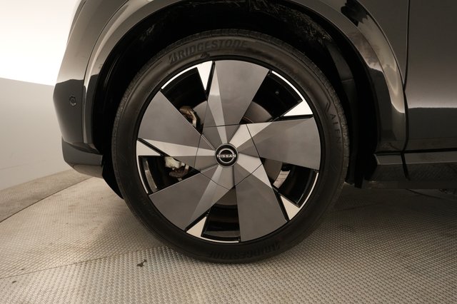 2023 Nissan Ariya — photo 16 of 21