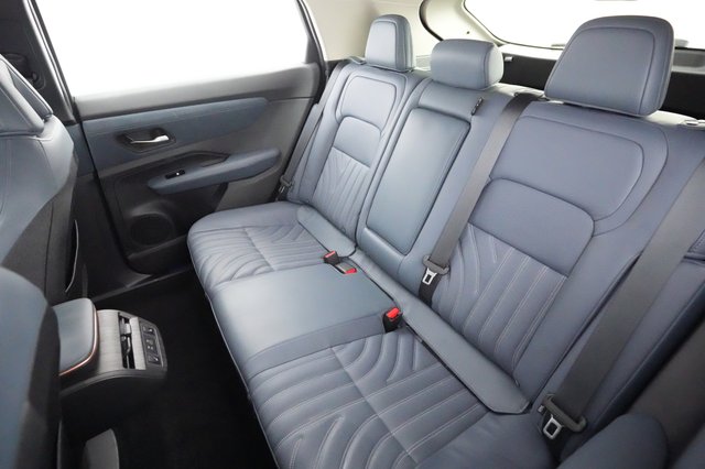 2023 Nissan Ariya — photo 18 of 21