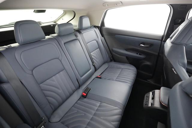 2023 Nissan Ariya — photo 4 of 21
