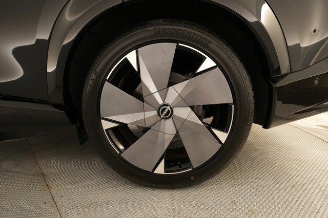 2023 Nissan Ariya — photo 15 of 21