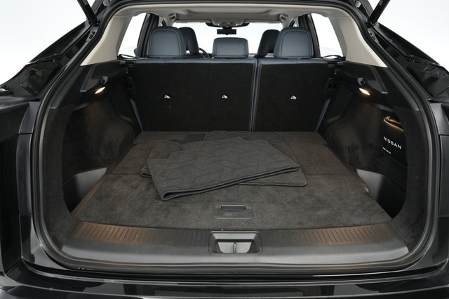 2023 Nissan Ariya — photo 6 of 21