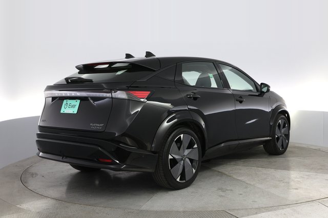2023 Nissan Ariya — photo 2 of 21