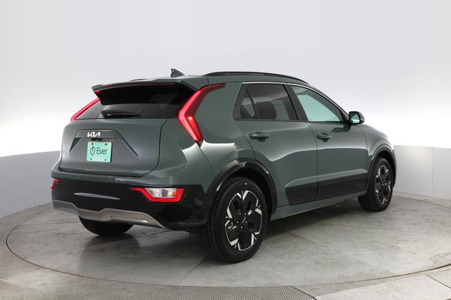 2024 Kia Niro EV — photo 2 of 20