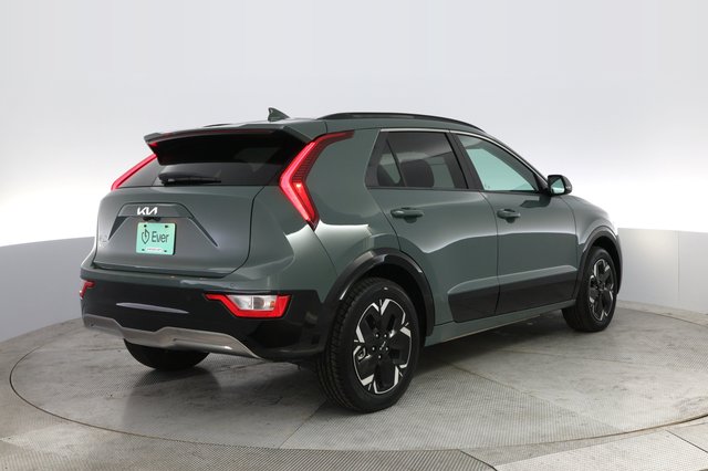 2024 Kia Niro EV — photo 2 of 20