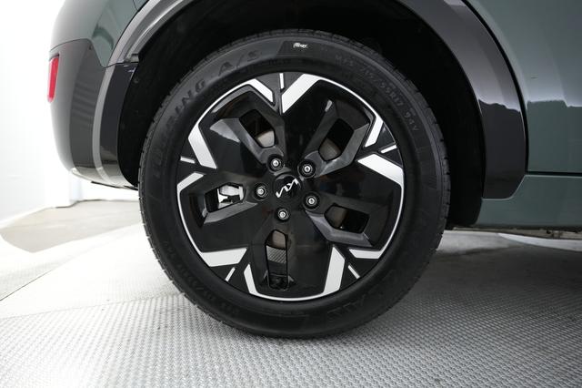 2024 Kia Niro EV — photo 7 of 20