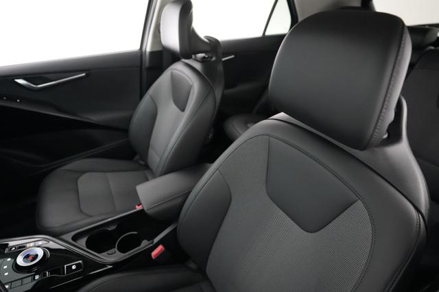 2024 Kia Niro EV — photo 3 of 20