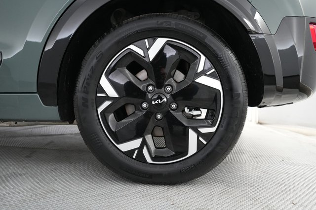 2024 Kia Niro EV — photo 15 of 20