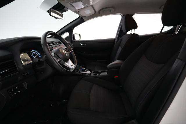 2023 Nissan LEAF — photo 3 of 23