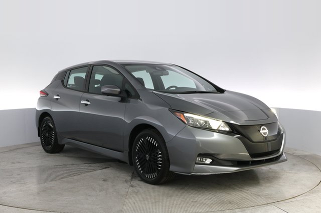 2023 Nissan LEAF — photo 10 of 21