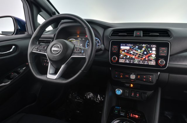 2024 Nissan LEAF — photo 20 of 25
