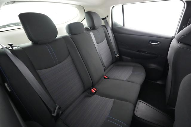 2024 Nissan LEAF