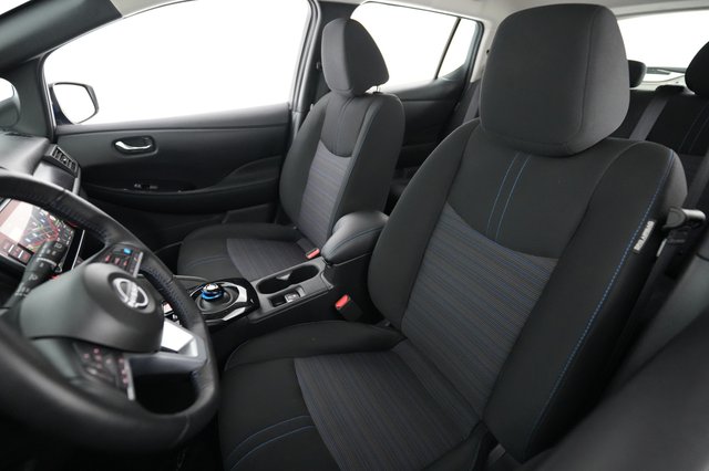 2024 Nissan LEAF — photo 3 of 25