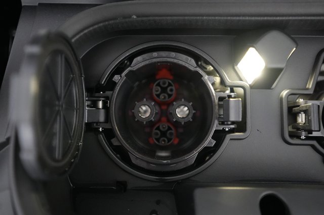 2024 Nissan LEAF — photo 23 of 25