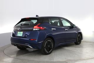 2024 Nissan LEAF — photo 2 of 25