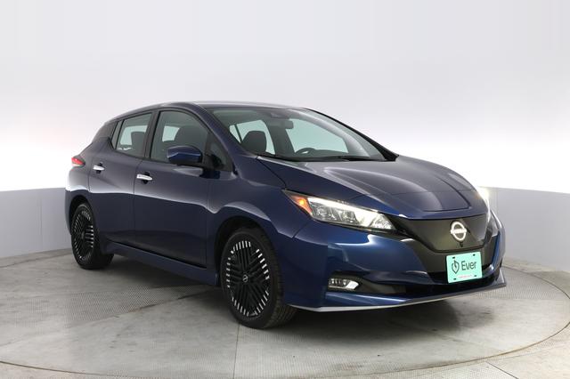 2024 Nissan LEAF