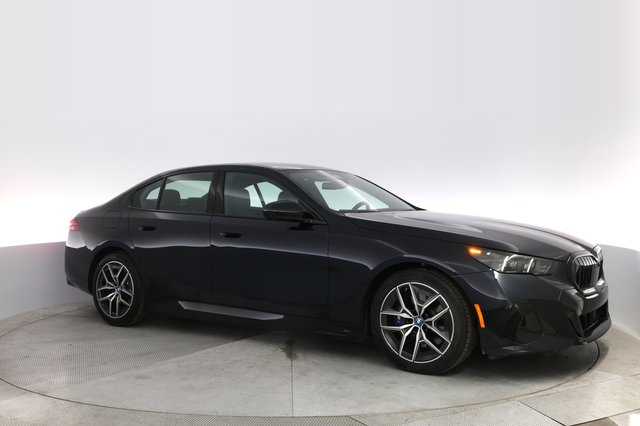 2024 BMW i5 — photo 11 of 21