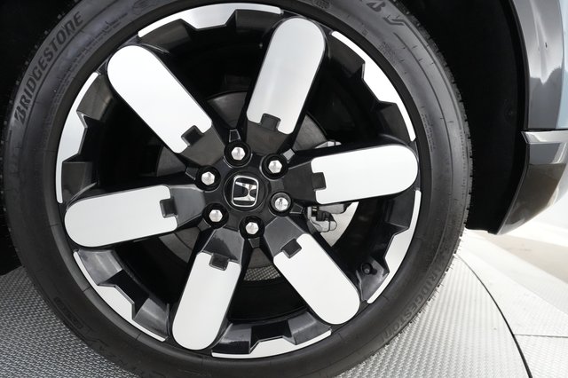 2024 Honda Prologue — photo 17 of 21
