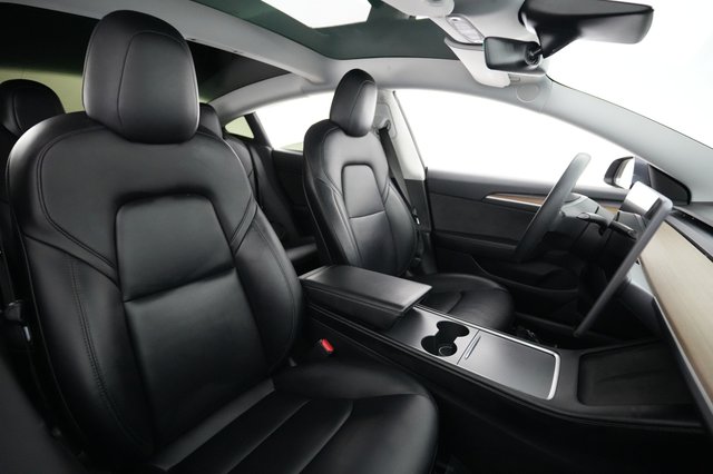 2021 Tesla Model 3 — photo 18 of 21