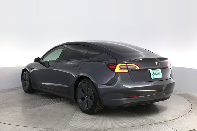 2021 Tesla Model 3 — photo 13 of 21