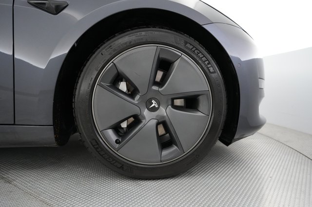 2021 Tesla Model 3 — photo 7 of 21