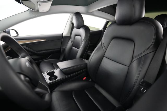 2021 Tesla Model 3 — photo 3 of 21