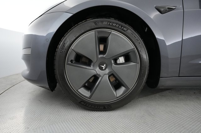 2021 Tesla Model 3 — photo 15 of 21