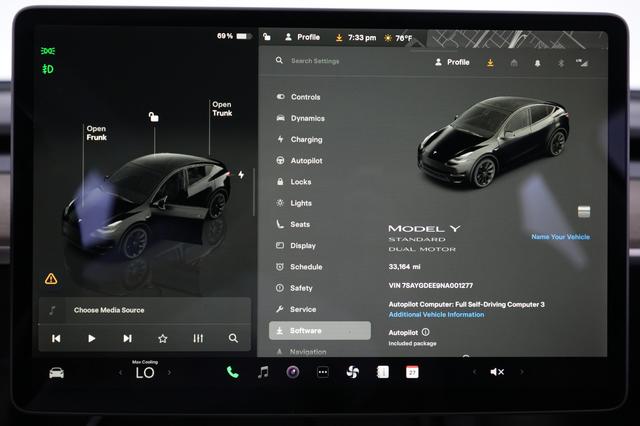 2022 Tesla Model Y — photo 5 of 23