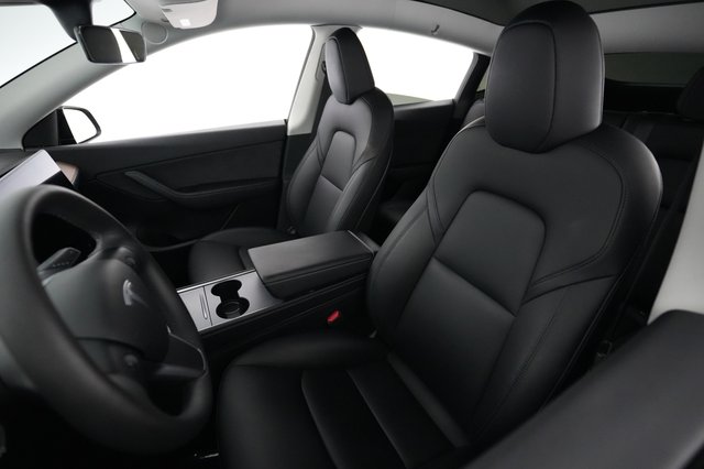 2022 Tesla Model Y — photo 3 of 23