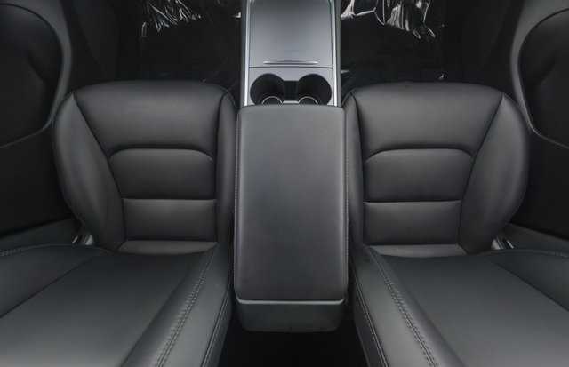 2022 Tesla Model Y — photo 21 of 23