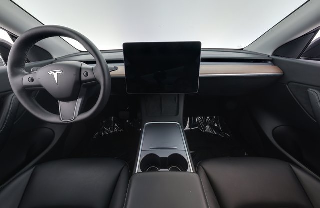 2022 Tesla Model Y — photo 20 of 23