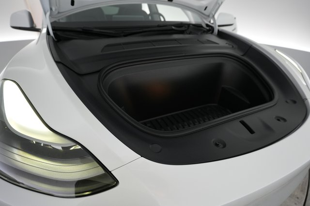 2022 Tesla Model Y — photo 23 of 25